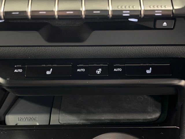 TOYOTA LEXUS UX250h 2021