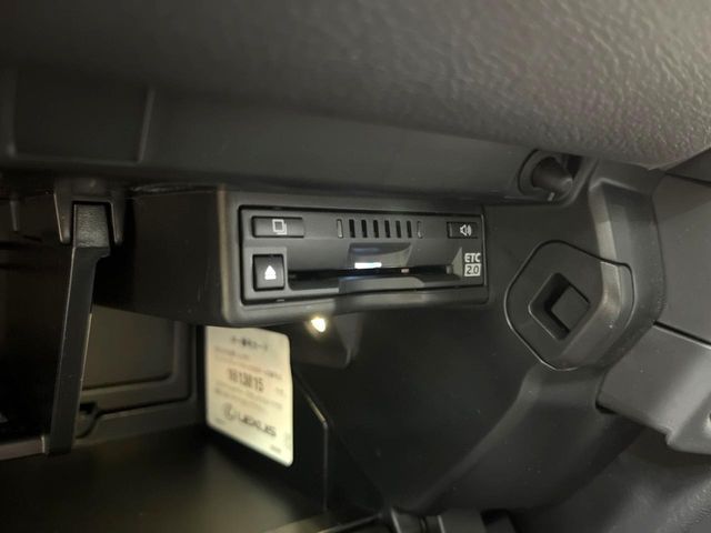 TOYOTA LEXUS UX250h 2021