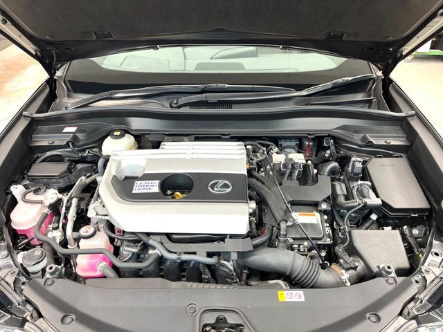 TOYOTA LEXUS UX250h 2021