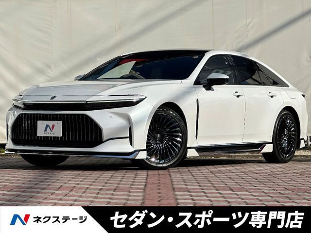 TOYOTA CROWN sedan hybrid 2025