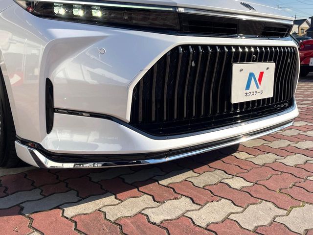 TOYOTA CROWN sedan hybrid 2025