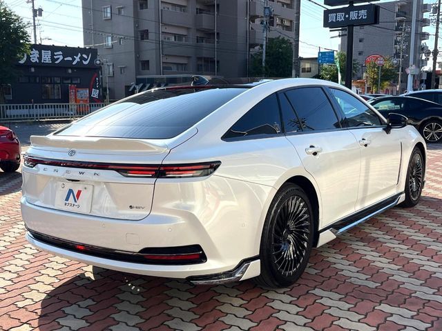 TOYOTA CROWN sedan hybrid 2025