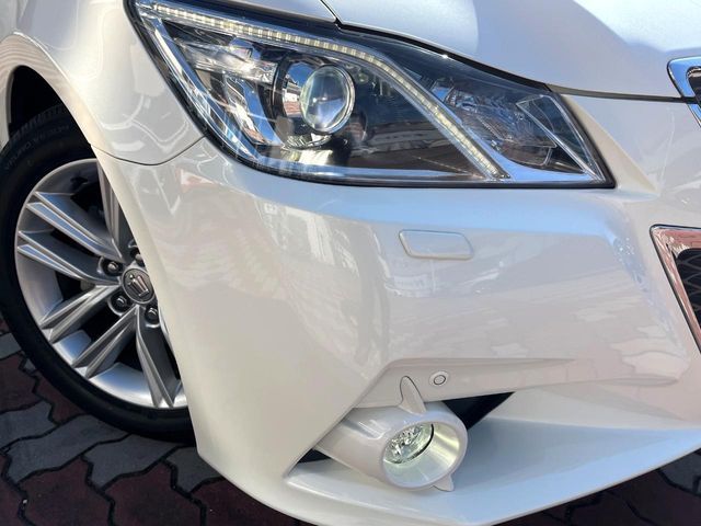 TOYOTA CROWN sedan hybrid 2014
