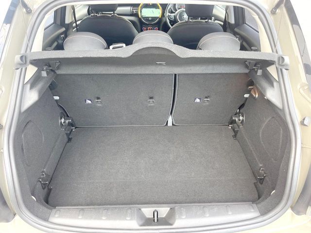 BMW MINI COOPER 5DOOR 2018