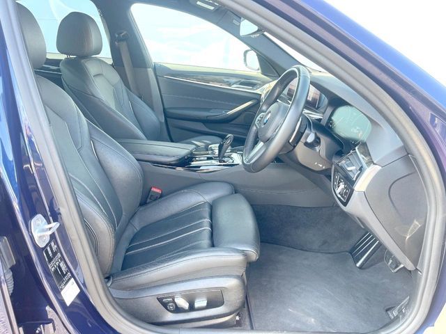 BMW BMW 5series sedan 2019