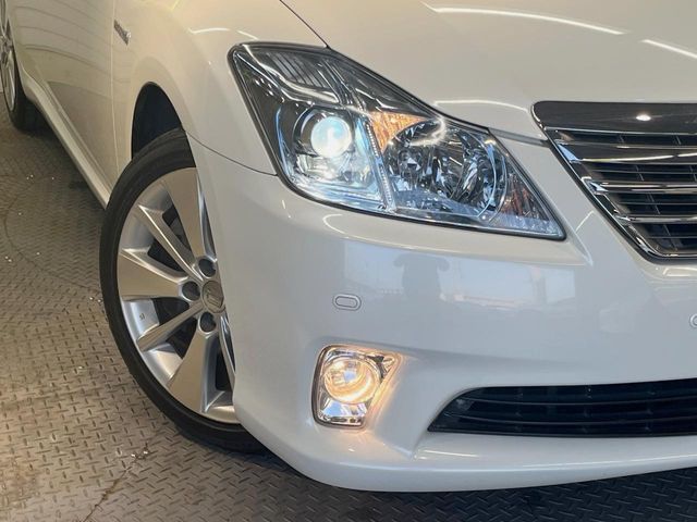 TOYOTA CROWN sedan hybrid 2011
