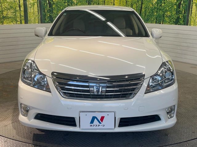 TOYOTA CROWN sedan hybrid 2011