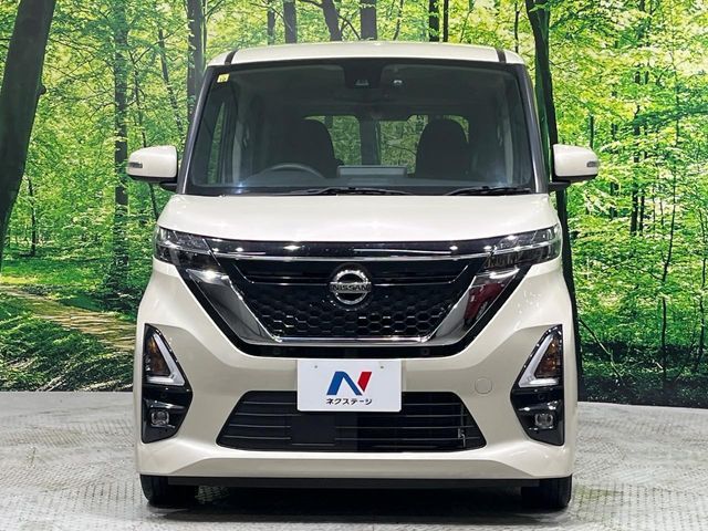 NISSAN ROOX 2020