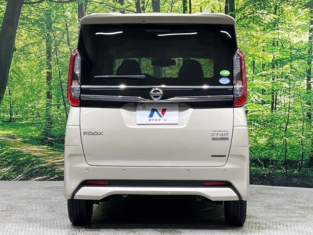 NISSAN ROOX 2020