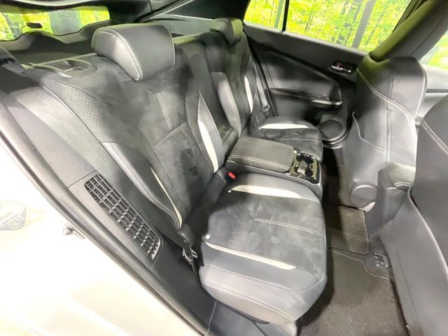 TOYOTA PRIUS PHV 2017