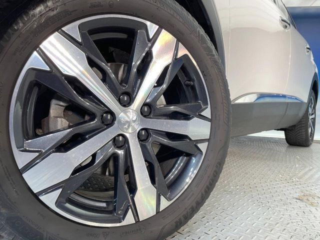 PEUGEOT PEUGEOT 5008 2022