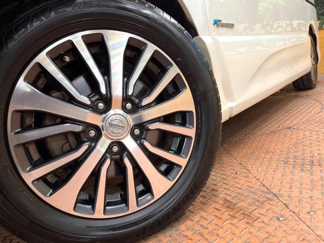 NISSAN SERENA  S-HYBRID 2014