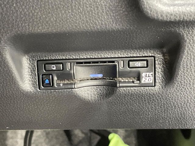 TOYOTA SIENTA HYBRID 2023