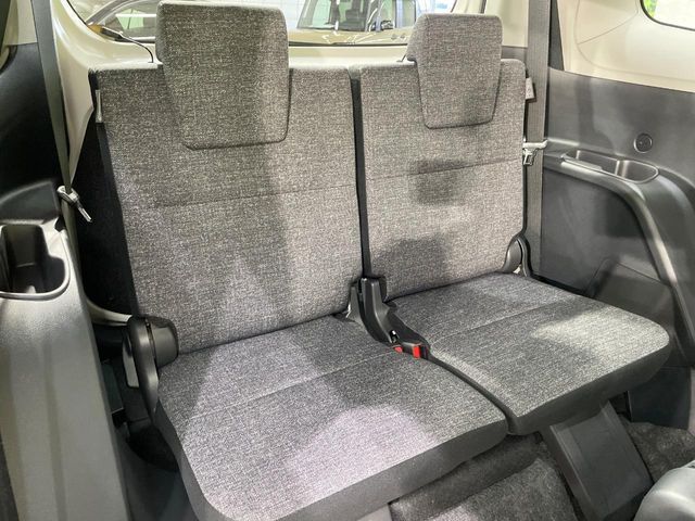 TOYOTA SIENTA HYBRID 2023