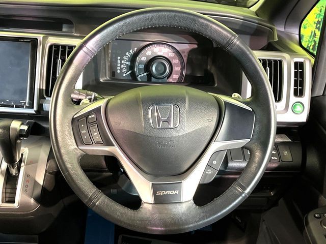 HONDA STEPWAGON SPADA 2013