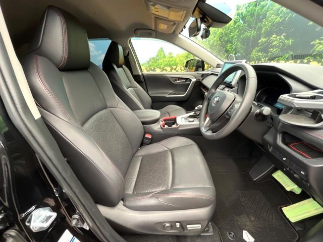 TOYOTA RAV4 4WD 2021