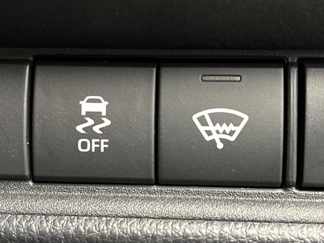 TOYOTA SIENTA HYBRID 2023