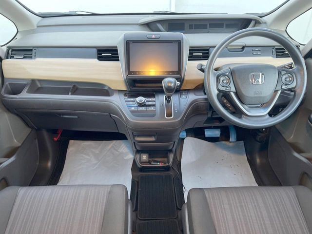 HONDA FREED 2017
