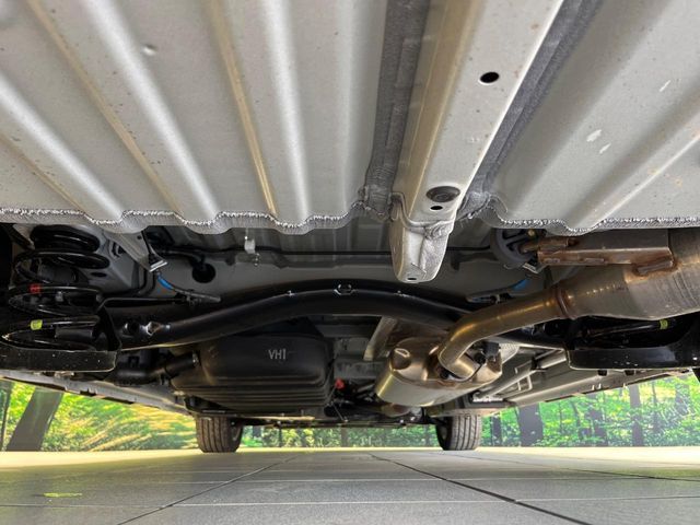 TOYOTA VOXY HYBRID 2025