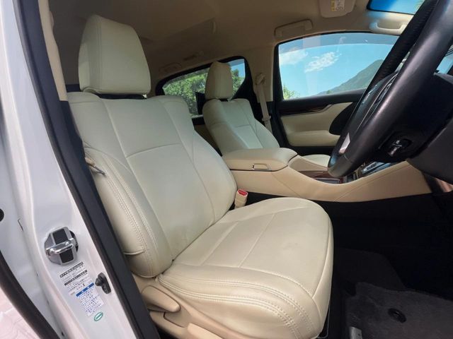 TOYOTA ALPHARD hybrid 4WD 2015
