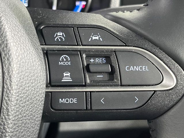 TOYOTA VOXY HYBRID 2025