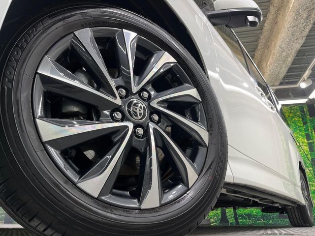 TOYOTA VOXY HYBRID 2025