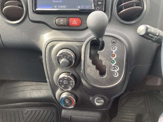 TOYOTA PORTE 4WD 2017