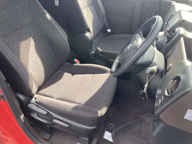 TOYOTA PORTE 4WD 2017