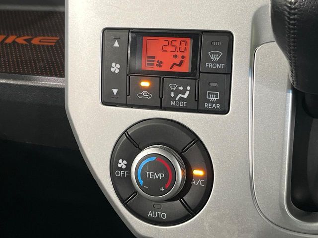 DAIHATSU WAKE 4WD 2015