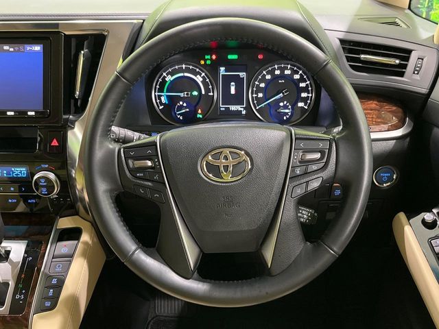 TOYOTA ALPHARD hybrid 4WD 2019