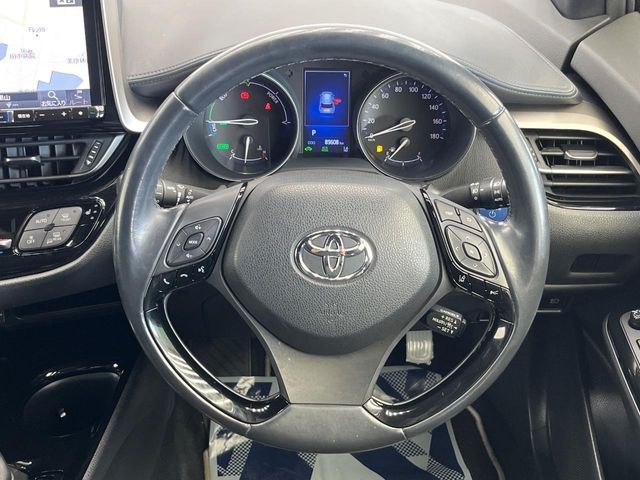 TOYOTA C-HR 2019