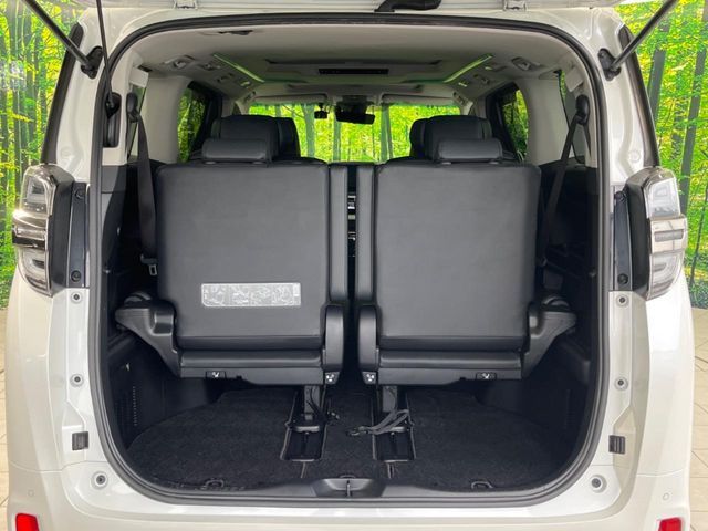 TOYOTA VELLFIRE 2018