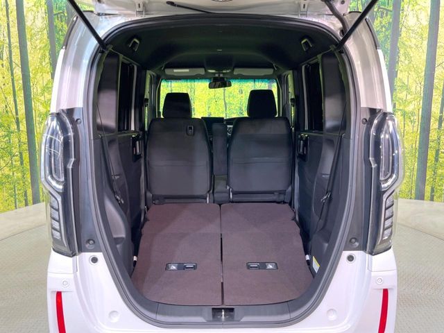 HONDA N BOX CUSTOM 2018