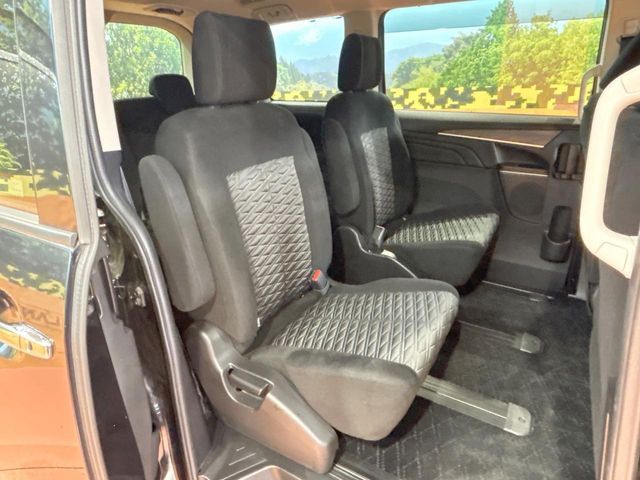 MITSUBISHI DELICA D:5 4WD 2023