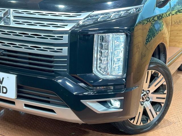 MITSUBISHI DELICA D:5 4WD 2023