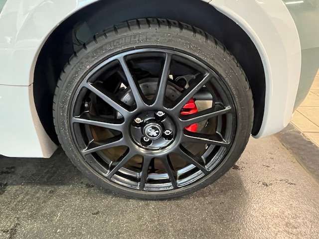 FIAT ABARTH 695 2020