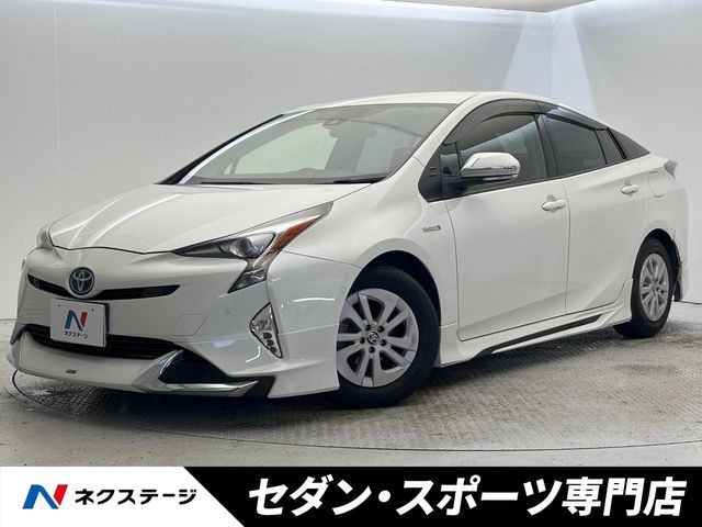 TOYOTA PRIUS 2016