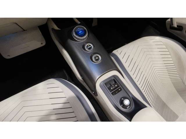 MASERATI MASERATI MC20 Cielo 2025