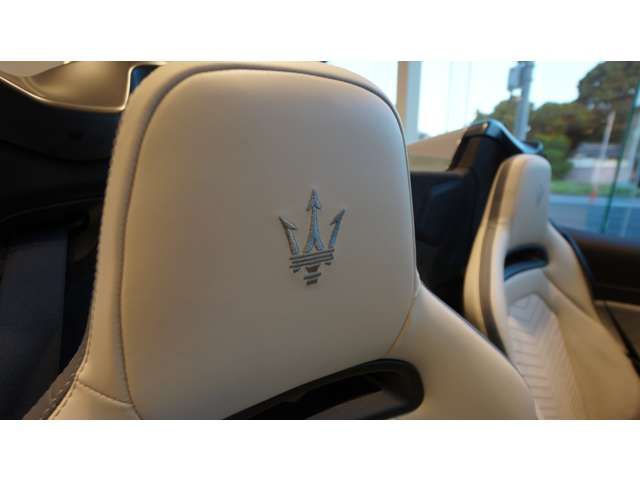 MASERATI MASERATI MC20 Cielo 2025