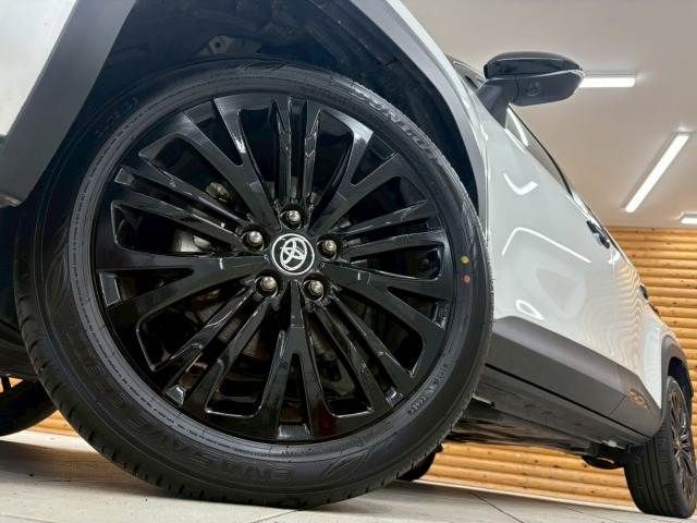 TOYOTA YARIS CROSS HYBRID 2025