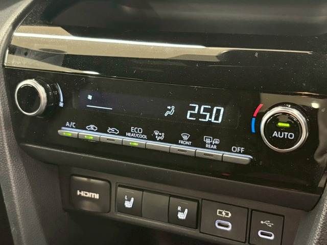 TOYOTA YARIS CROSS HYBRID 2025