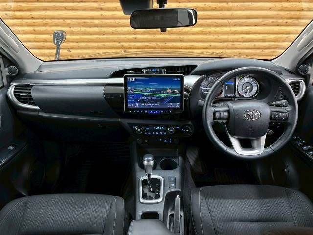 TOYOTA HILUX 4WD 2021