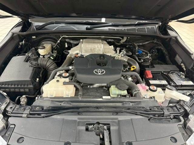 TOYOTA HILUX 4WD 2021