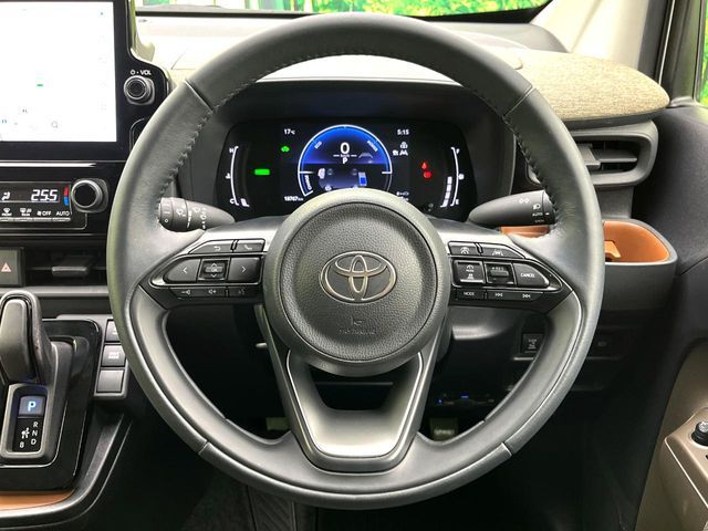 TOYOTA SIENTA HYBRID 2023
