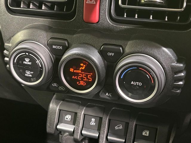 SUZUKI JIMNY NOMADE 2025