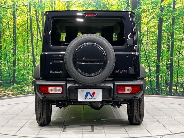 SUZUKI JIMNY NOMADE 2025
