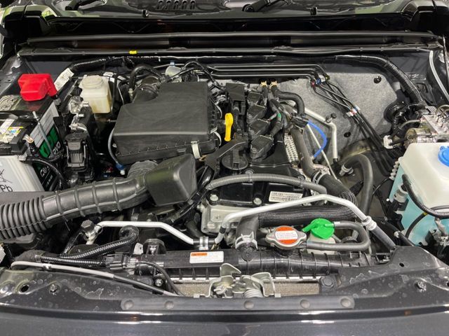 SUZUKI JIMNY NOMADE 2025