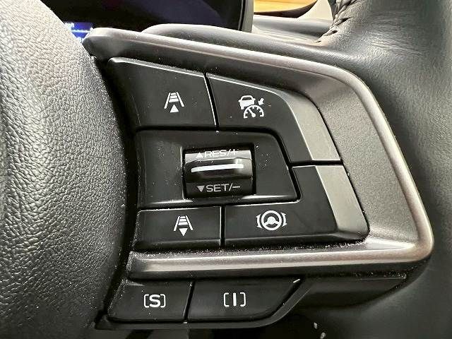 SUBARU FORESTER 2024