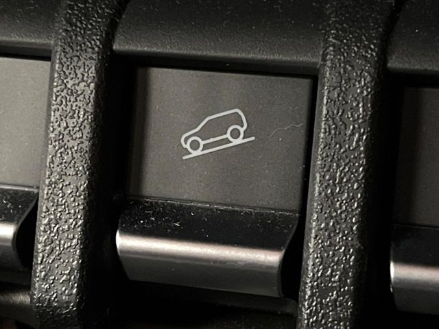 SUZUKI JIMNY SIERRA 2023