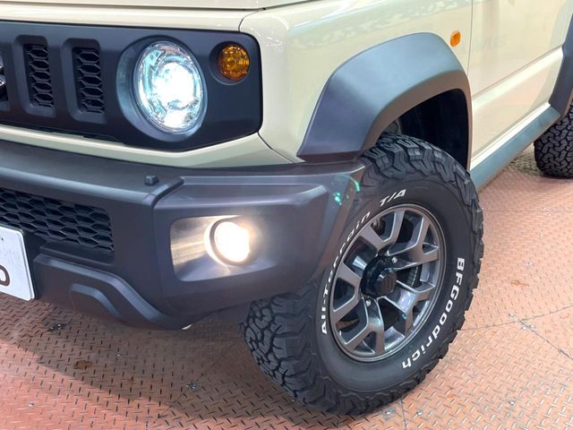SUZUKI JIMNY SIERRA 2023
